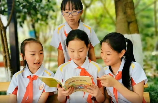 書(shū)香滿(mǎn)校園 智慧潤(rùn)童心——德陽(yáng)外國(guó)語(yǔ)小學(xué)第十五屆讀書(shū)節(jié)開(kāi)幕啦！