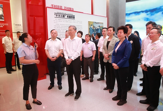 1718954493861275.jpg 4.jpg